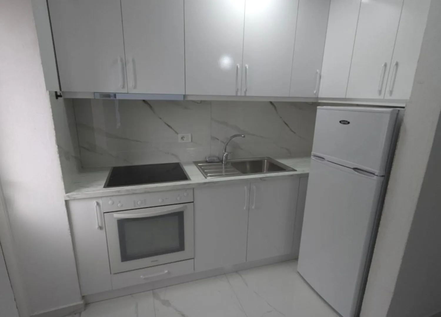 Peaceful Conteporary Apartment Berat 0*,